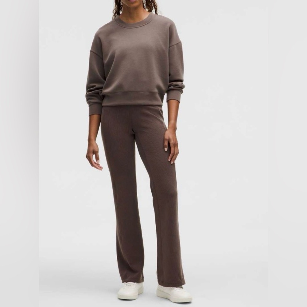 Lululemon Ribbed Softstreme Flared Pant *Regular- Espresso/ Size 8 - Picture 3 of 11
